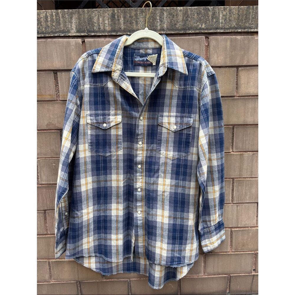 Vintage Wrangler Navy and Cream Plaid Western Button Down Shirt Size 16x34